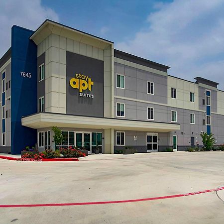 Stayapt Suites San Antonio-Randolph Live Oak Exteriér fotografie