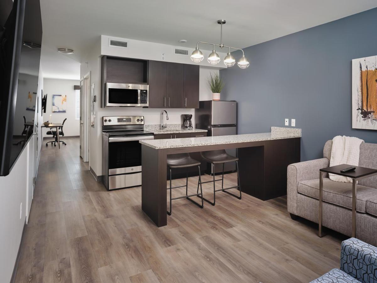 Stayapt Suites San Antonio-Randolph Live Oak Exteriér fotografie